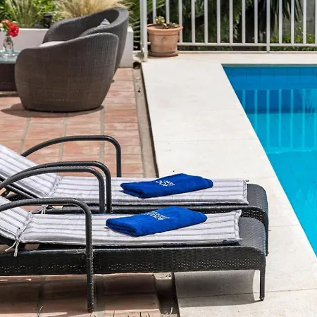 Alegre - Charming With Private Pool Estepona